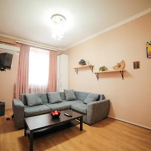 Апартаменты Cozy, Beautiful In The Center Of, Тбилиси
